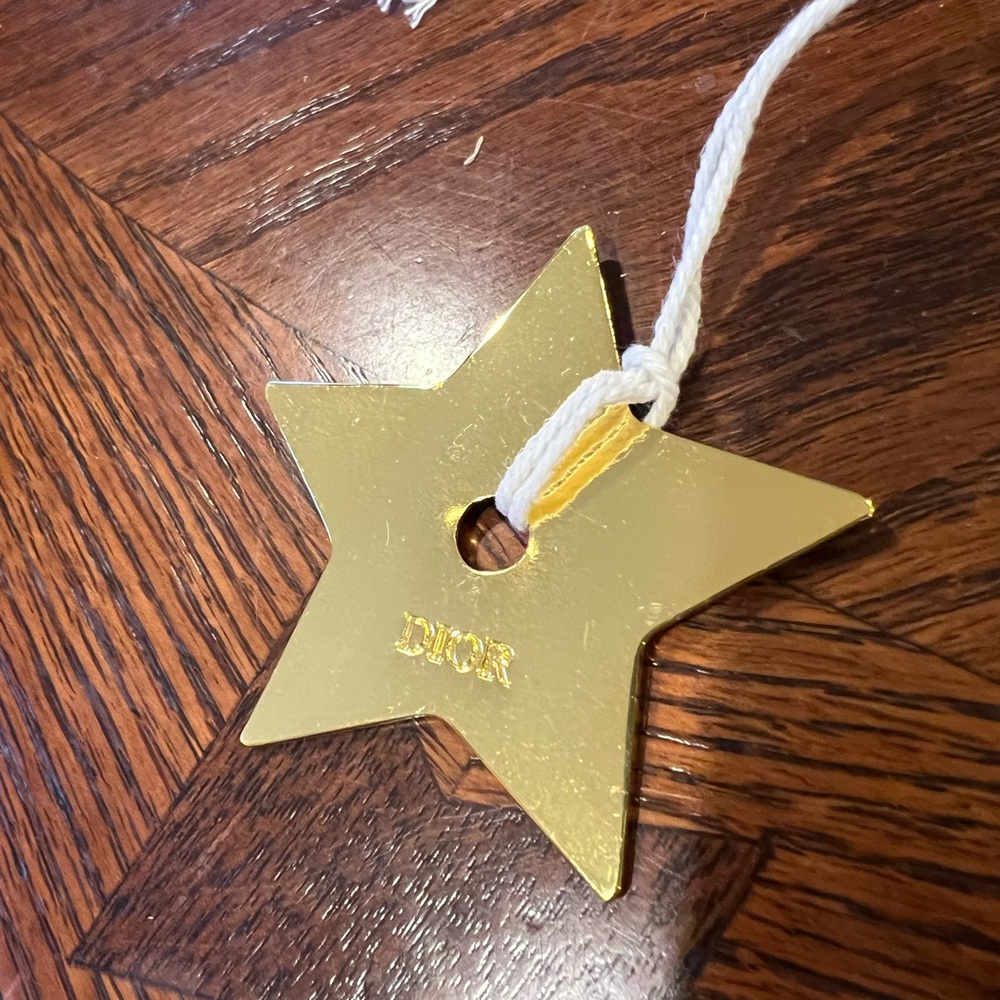 ⭐️ DIOR STAR ORNAMENT ⭐️ - Picture 5 of 5